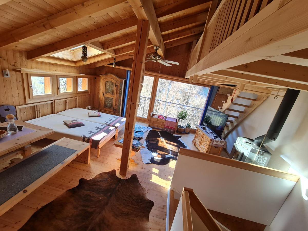 Ferienhaus&Ferienwohnung Wiñay Wayna Gotschna Blick Klosters-Serneus Exterior foto