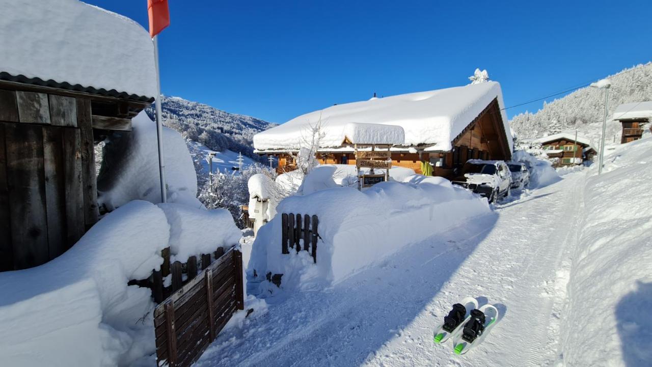 Ferienhaus&Ferienwohnung Wiñay Wayna Gotschna Blick Klosters-Serneus Exterior foto